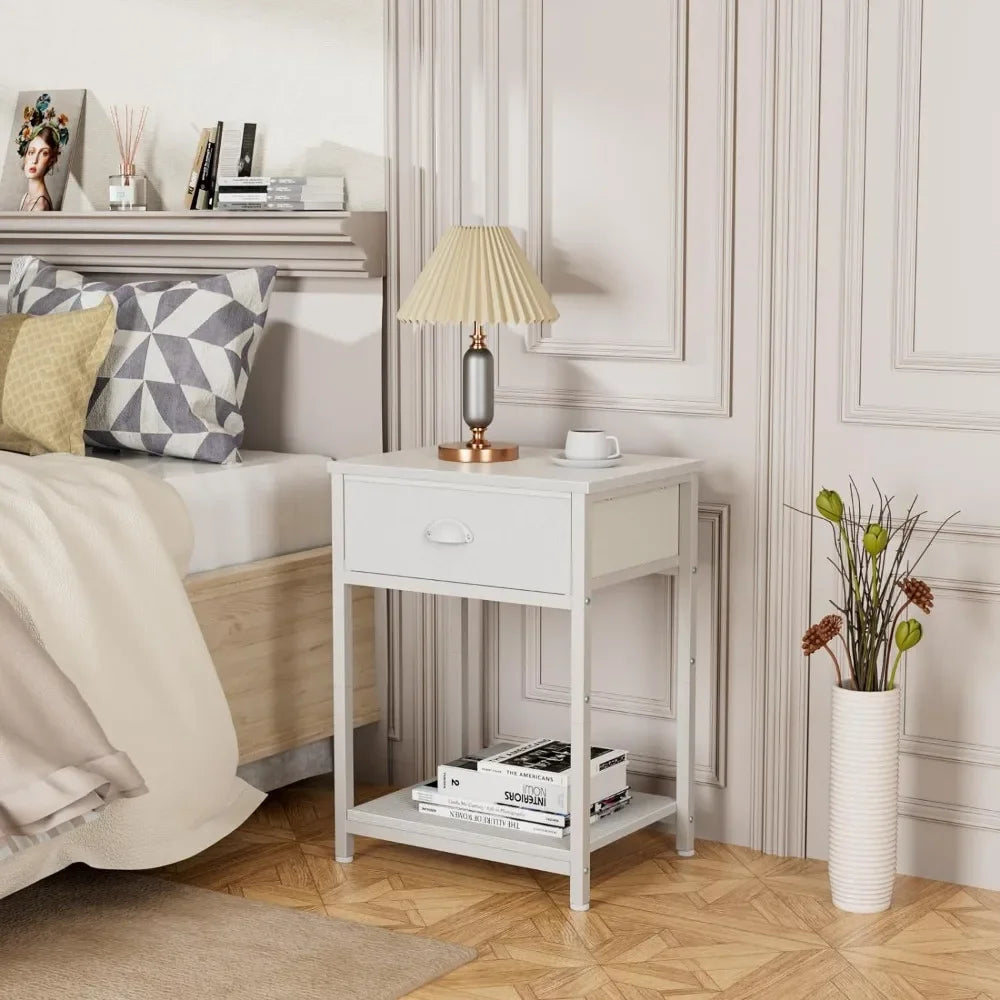 Set of 2 White Nightstands